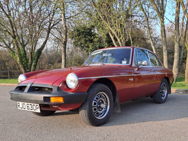 mgb gt v8