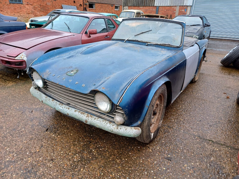 triumph tr4